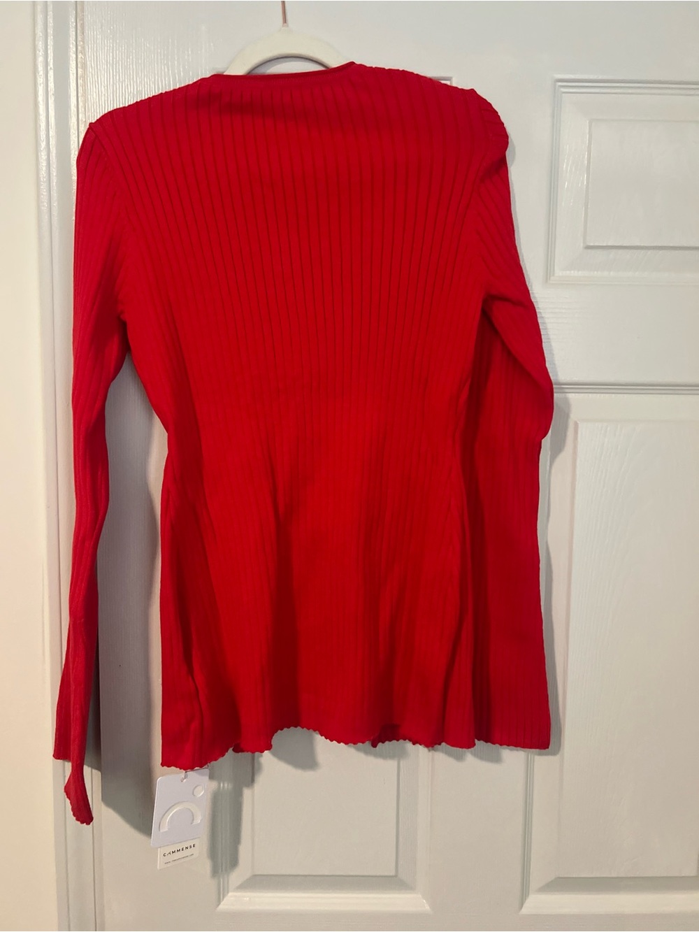 Commense Red Ribbed Button-Front Women's Sweater - Picture 3 of 3